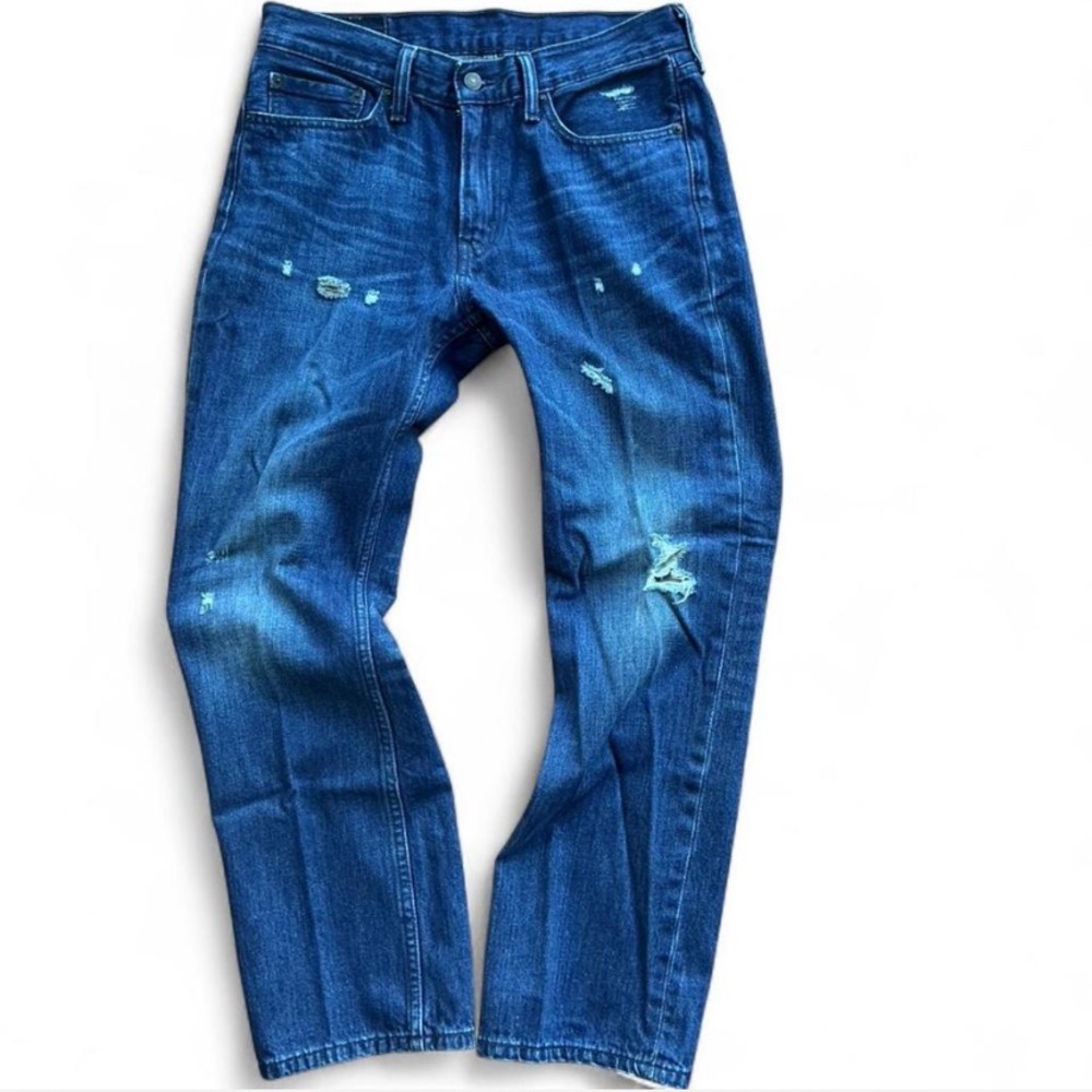 Retro Streetwear Levi’s 514 Distressed Straight Fit Jeans